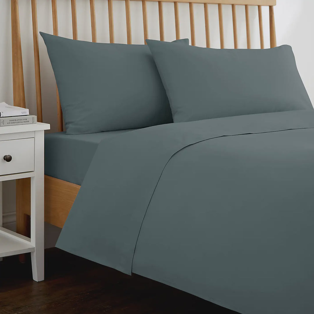 Complete Bedding Set with Duvet Cover, Fitted Sheet and 2 Pillowcases Double Grey