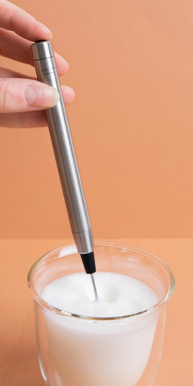 La Cafetière Battery-Powered Milk Frother, Stainless Steel