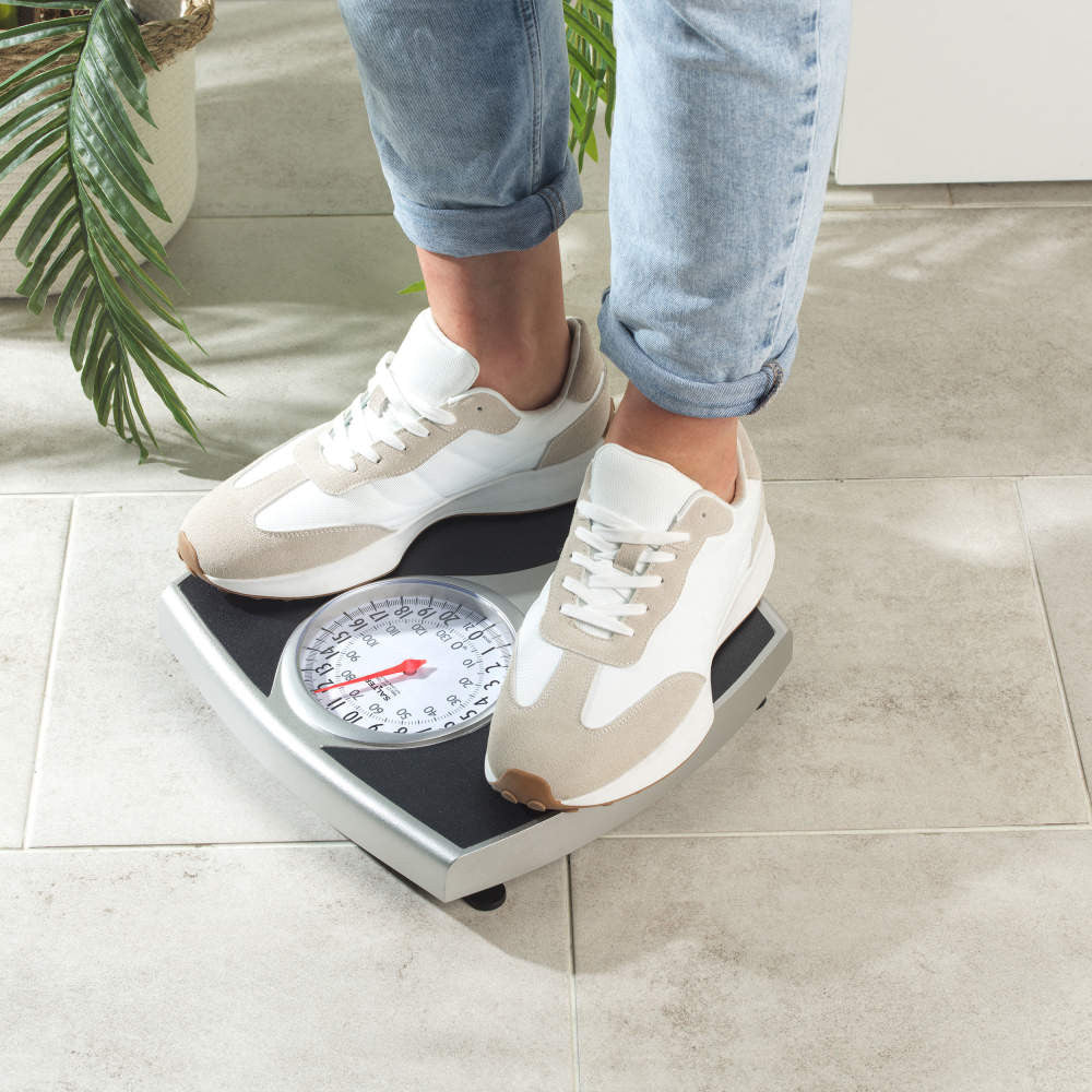 Bathroom scale, additional view