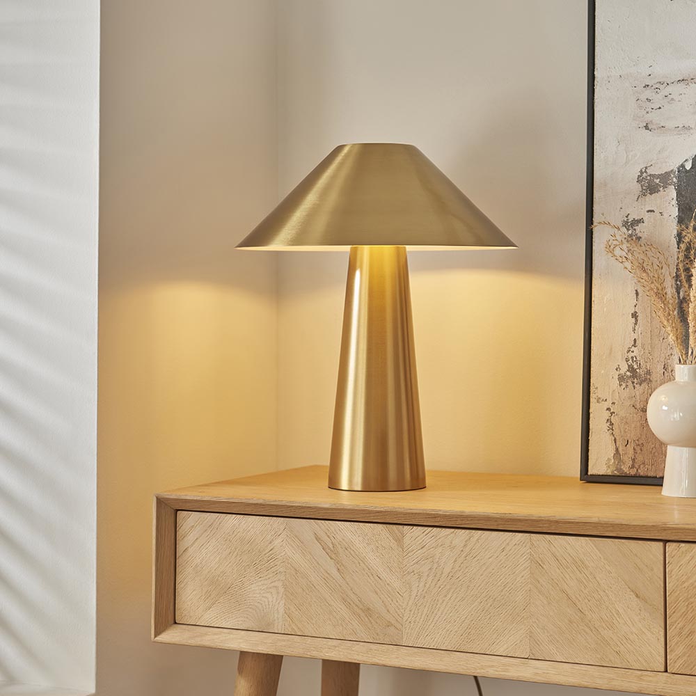Isak Table - Br Aged Brass (DHD)