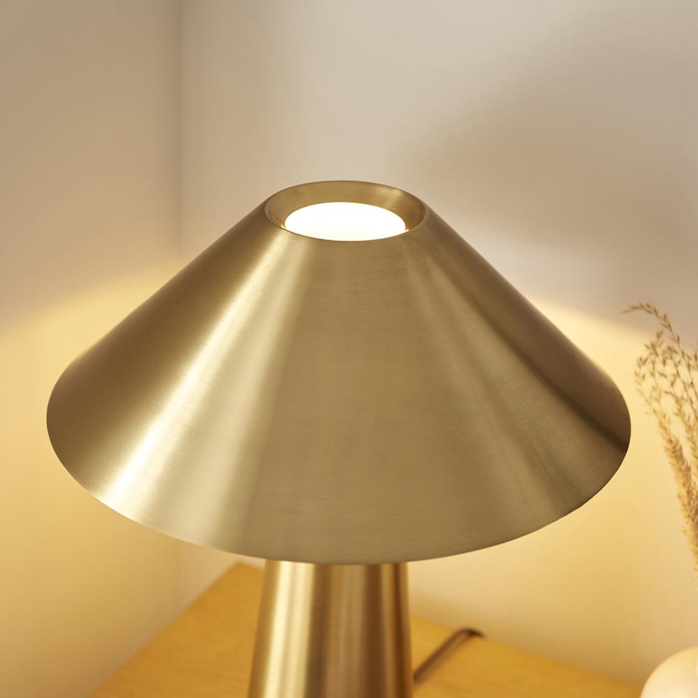 Isak Table - Br Aged Brass (DHD)