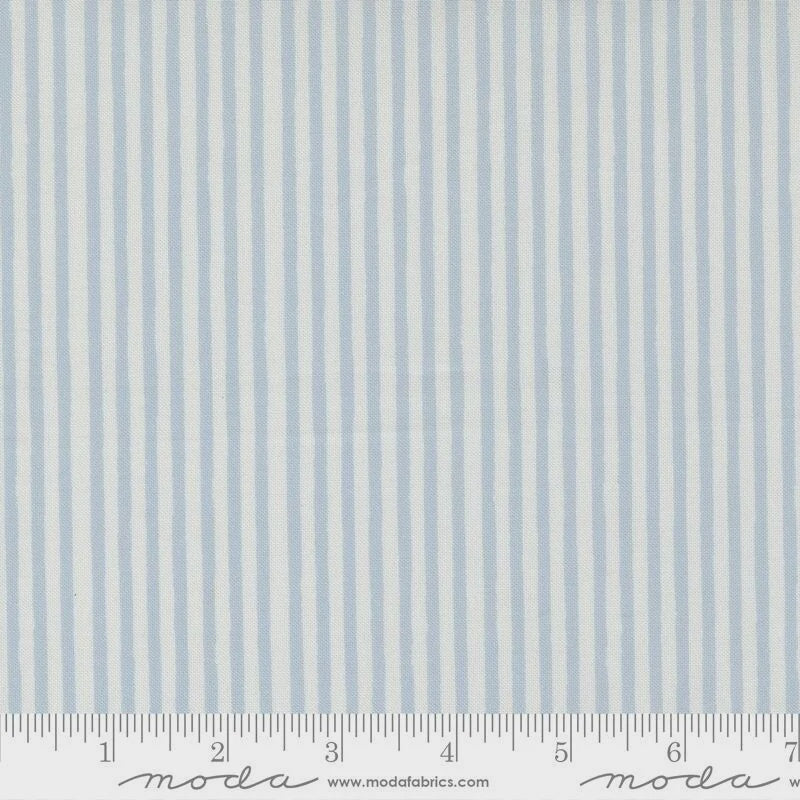 Moda To The Moon & Back By Paper & Cloth Sky 25906-14 Fat Quarters 50x55cm