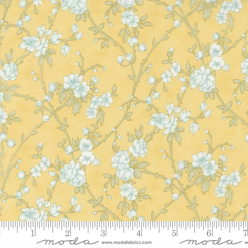 Moda Honeybloom Fabric By 3 Sisters Honey 44343-13 Fat Quarters 50x55cm