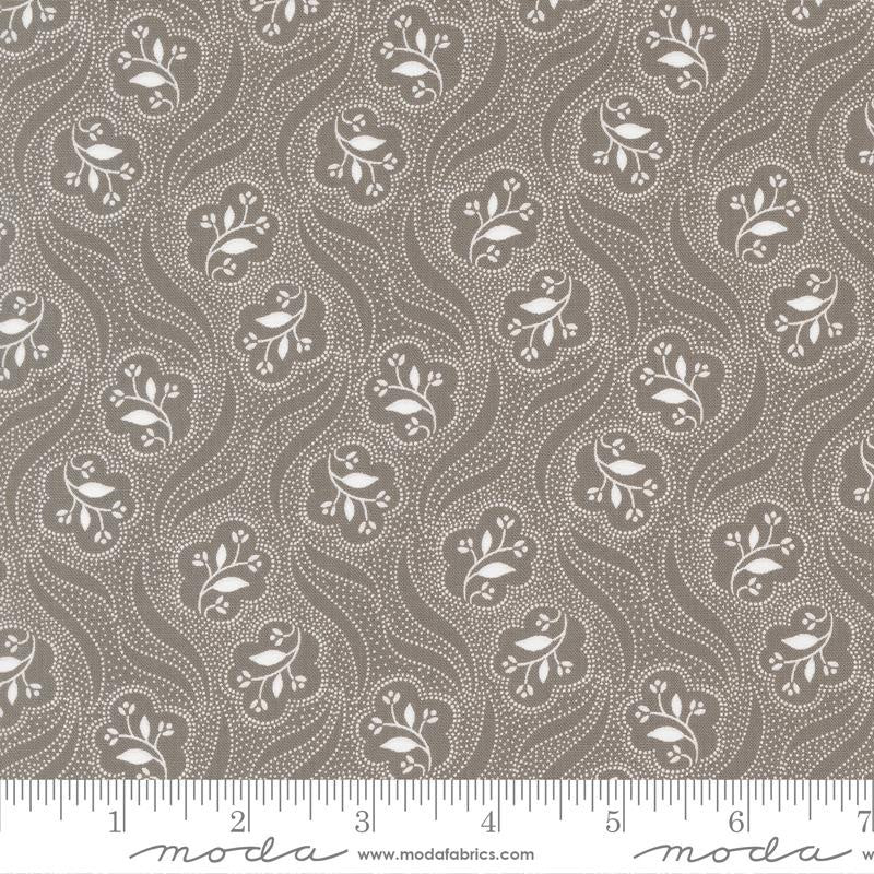 Moda Honeybloom Fabric By 3 Sisters Charcoal 44345-15 Fat Quarters 50x55cm