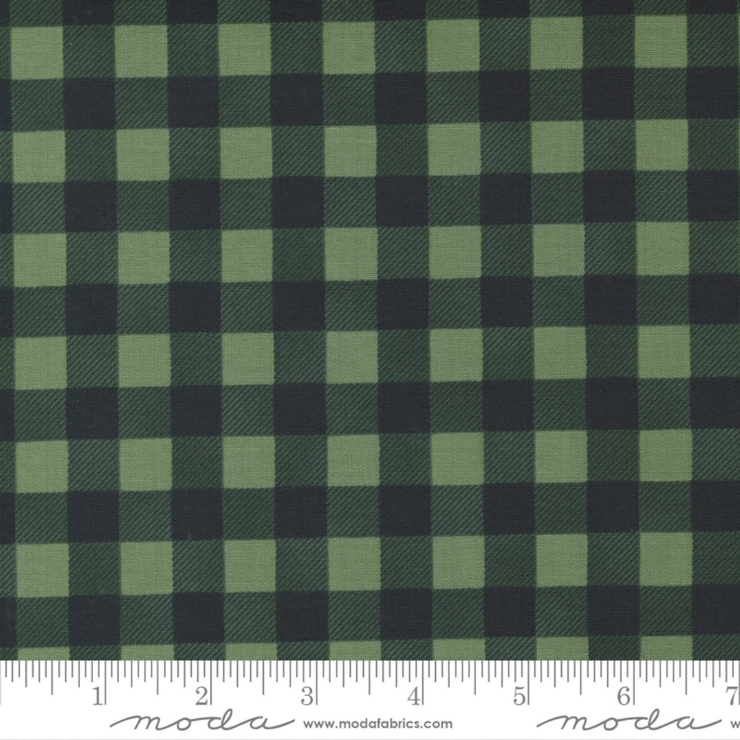 Moda Holly Berry Tree By Deb Strain Holly Green 56039-13 Sold By The Metre