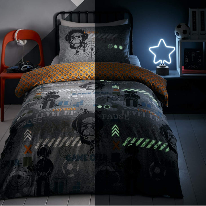 Gamer Glow in The Dark Duvet Cover Set Reversible