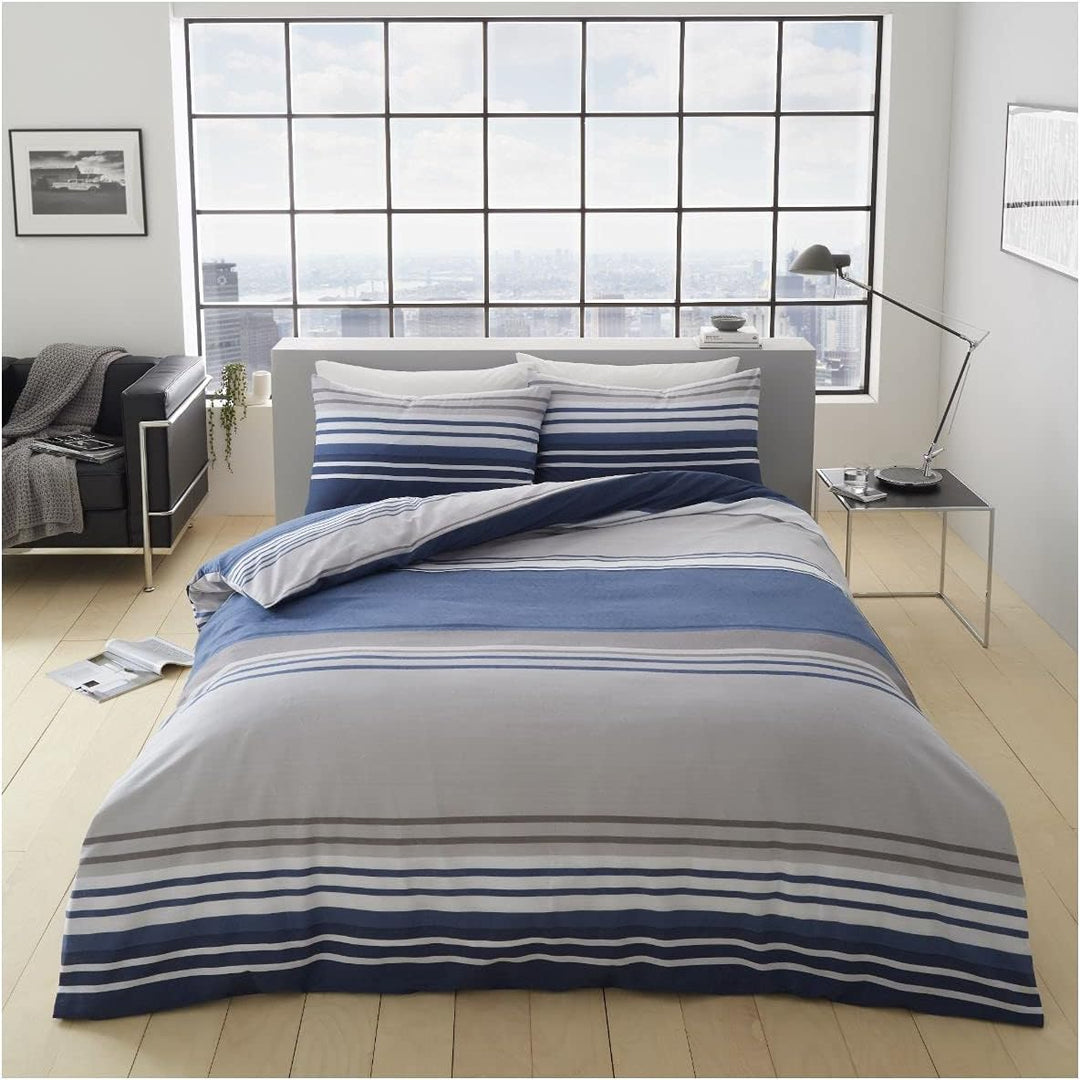 Moxie Complete Duvet Cover Set King Size Blue