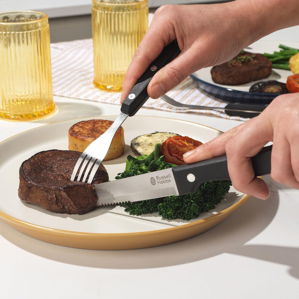 Steak knife and fork set, additional view