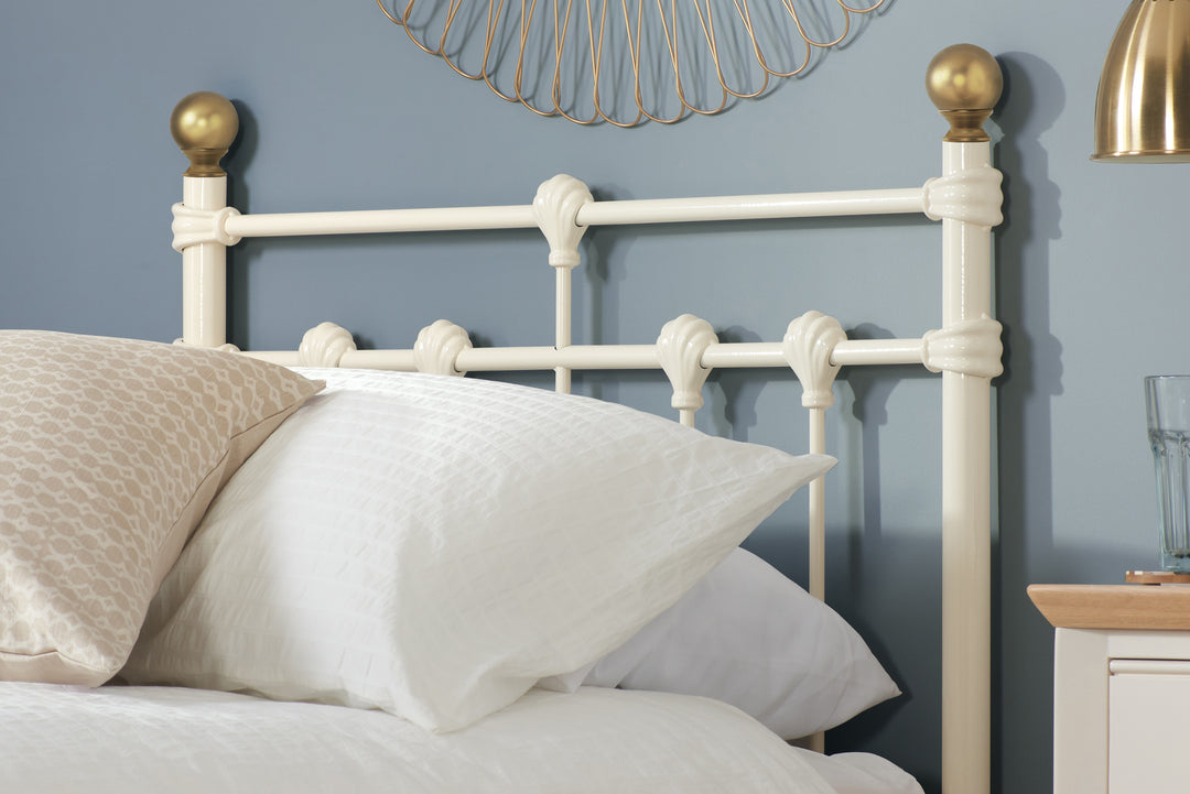 Atlas Bed