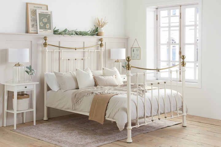 Bronte Bed