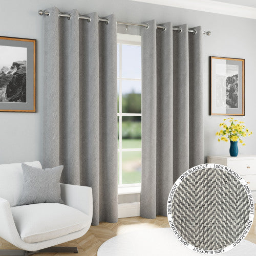 Chester Ready Made Blackout Eyelet Curtains (DHD)