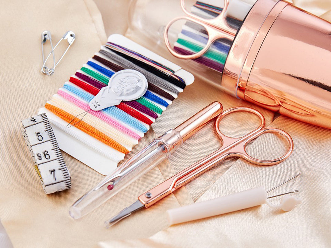 Sewing Kit with Bullet Case: Rose Gold