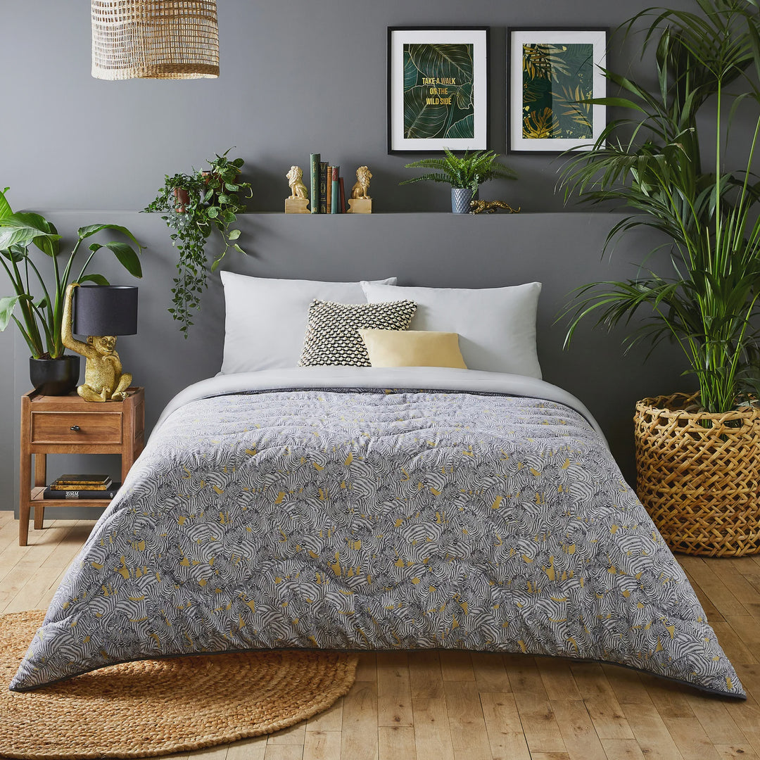 Night Lark® Dazzling Zebras Coverless Duvet 10.5tog