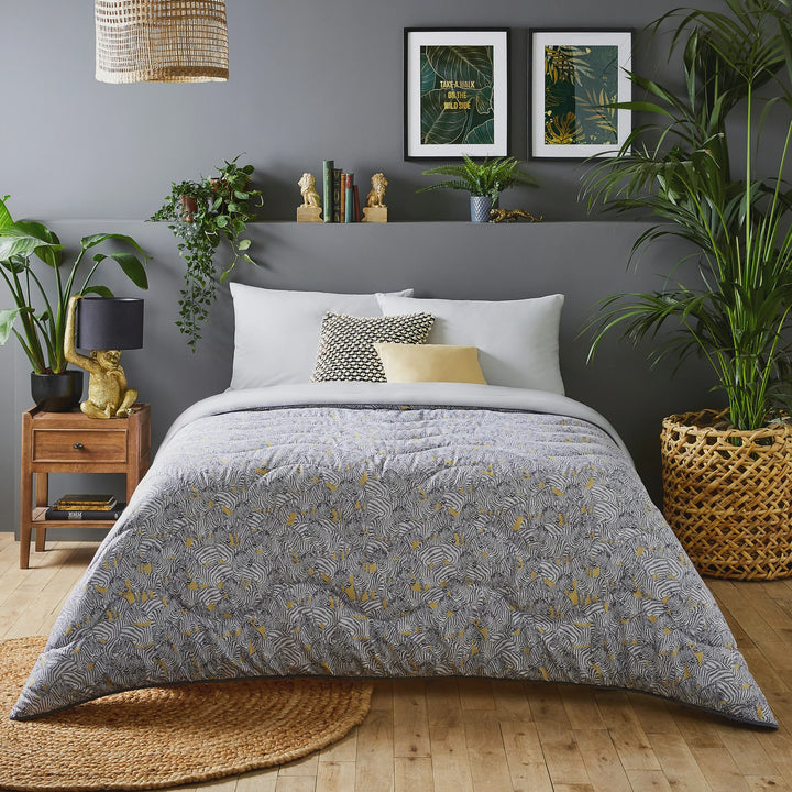 Night Lark® Dazzling Zebras Coverless Duvet 10.5tog