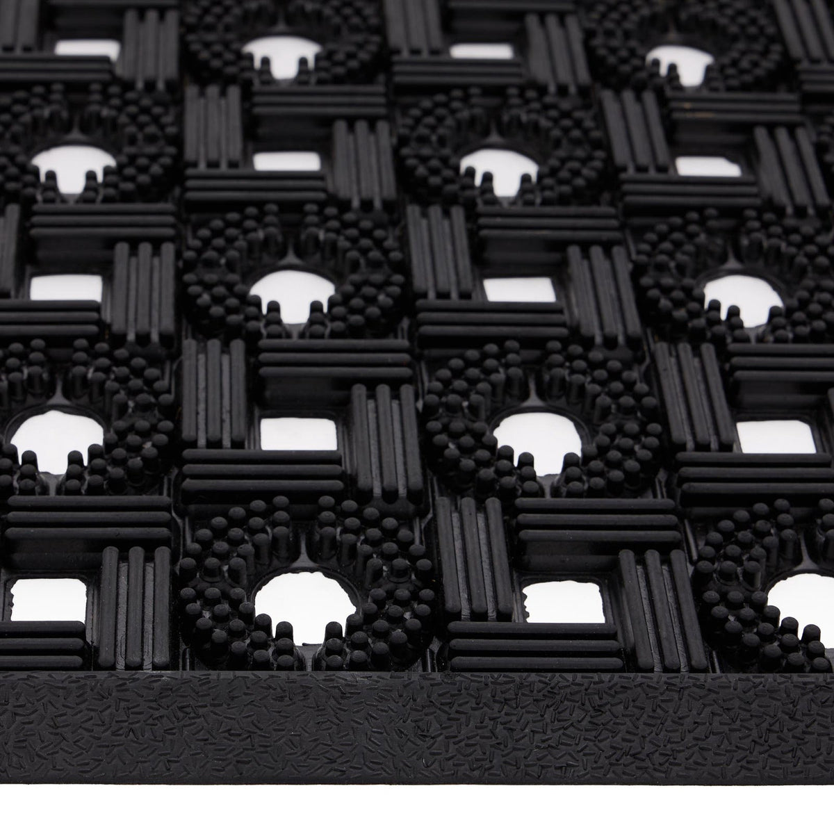 My Mat Rubber Scraper Chess doormat close-up