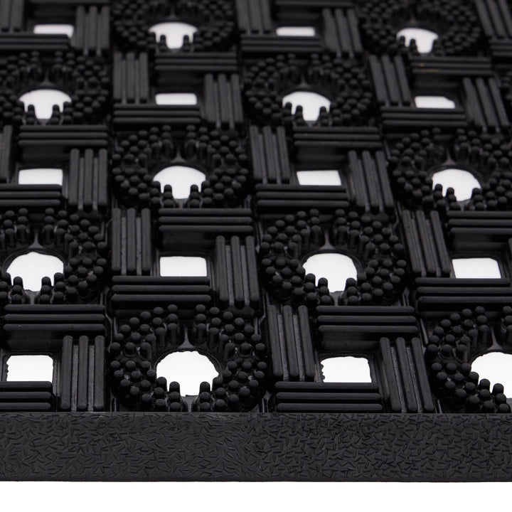My Mat Rubber Scraper Chess doormat close-up