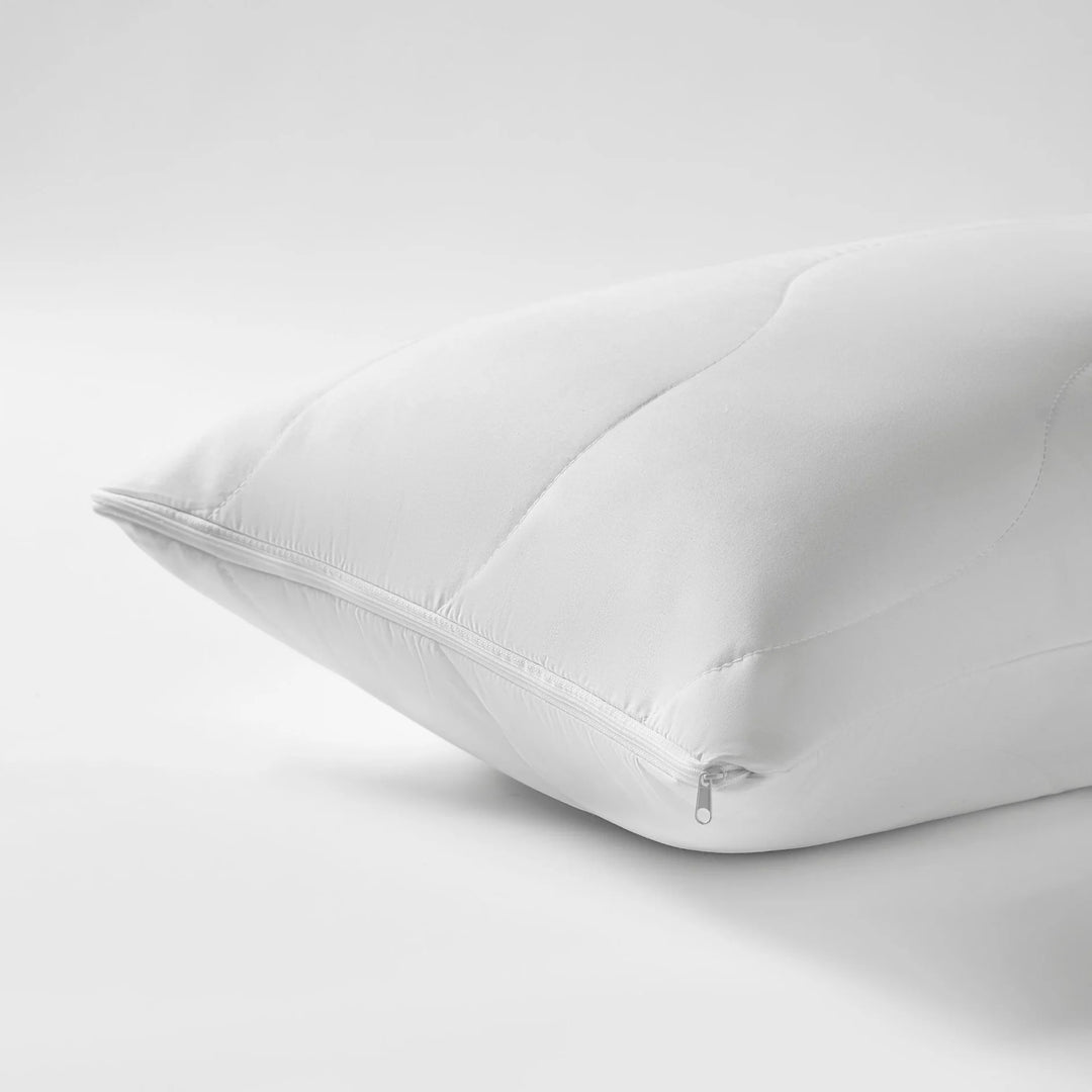 The Fine Bedding Company Spundown Pillow Protector