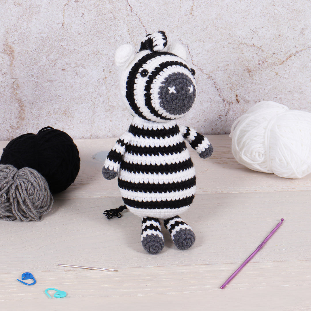 Crochet Kit: Amigurumi: Zebra