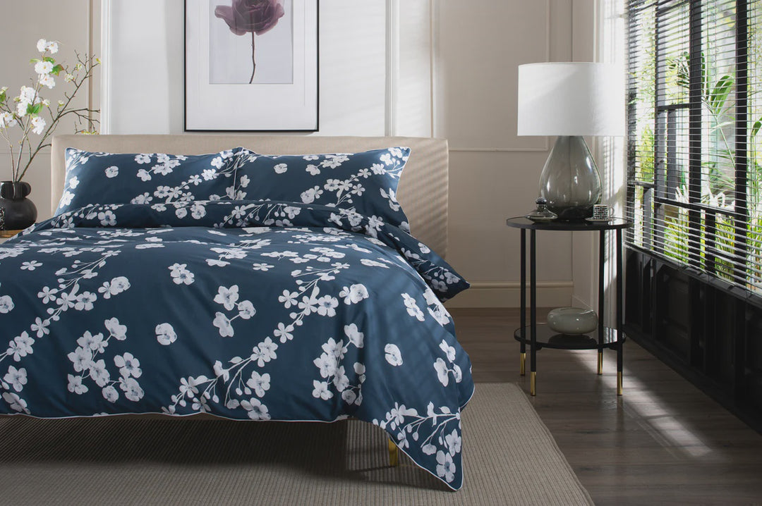 Petite Fleure Duvet Cover Set White and Navy Kingsize