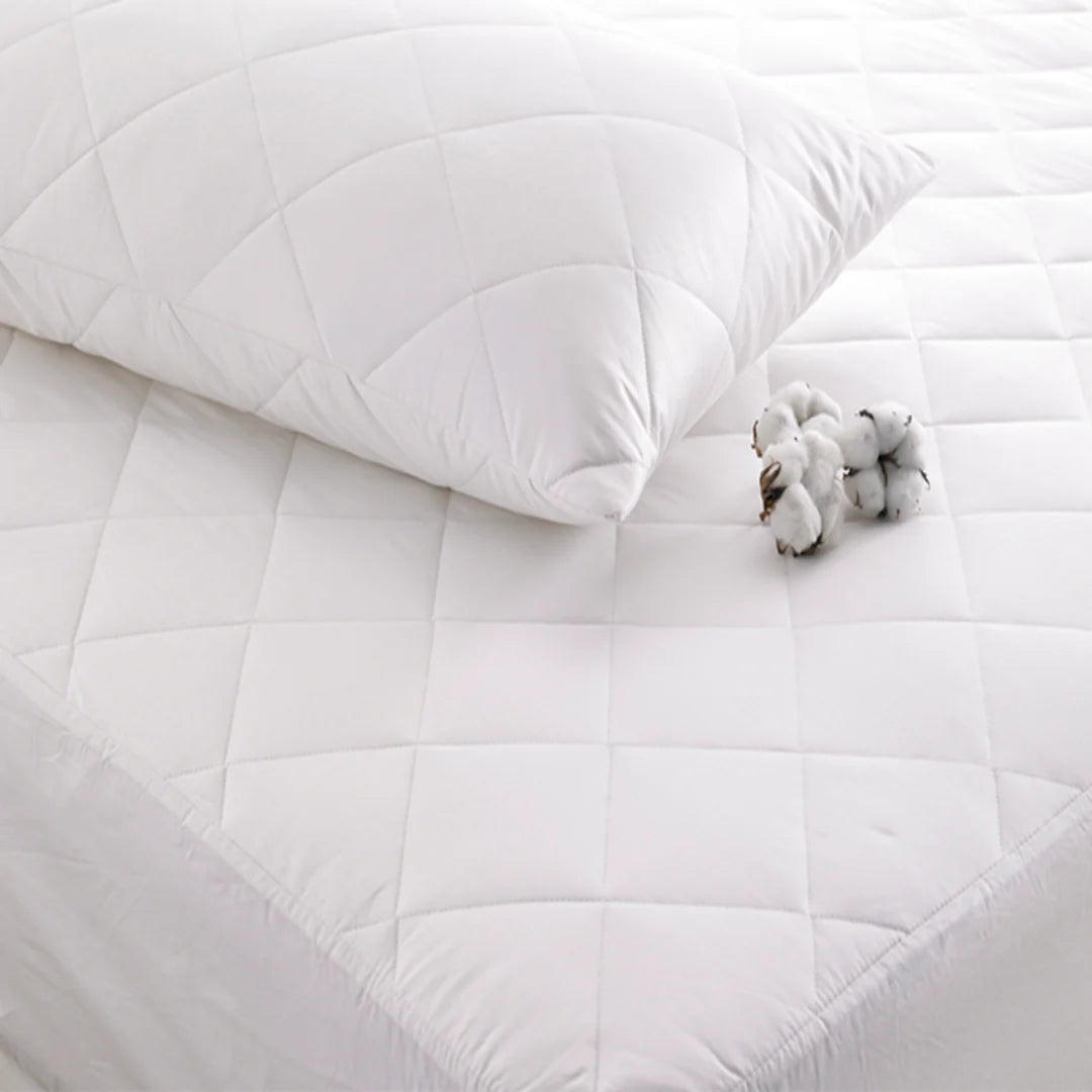 The Fine Bedding Company Deep Fill Quilted Cotton Mattress Protector  Single