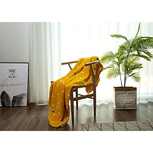 Bumble Bee Supersoft Fleece Throw Ochre 150cm x 200cm