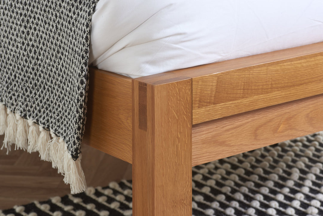 Birlea Bellevue Bed (Self Assembly) (DHD)