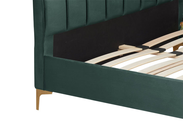 Birlea Clover Bed (Self Assembly) (DHD)