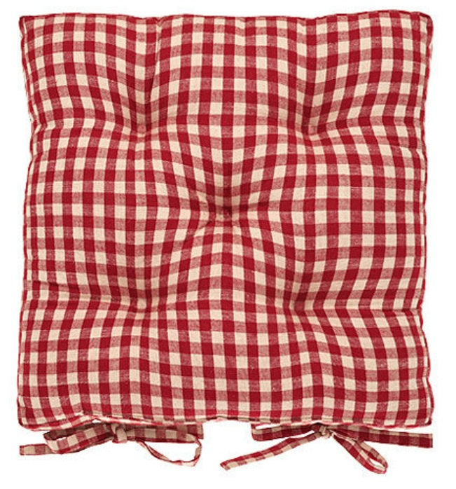 Red gingham seat pad with ties