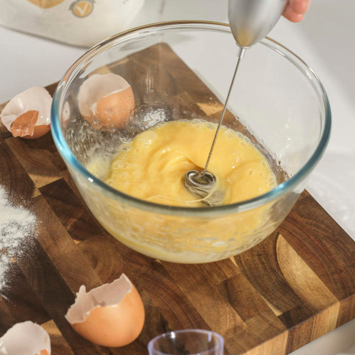 Salter Handheld Electric Milk Frother Silver