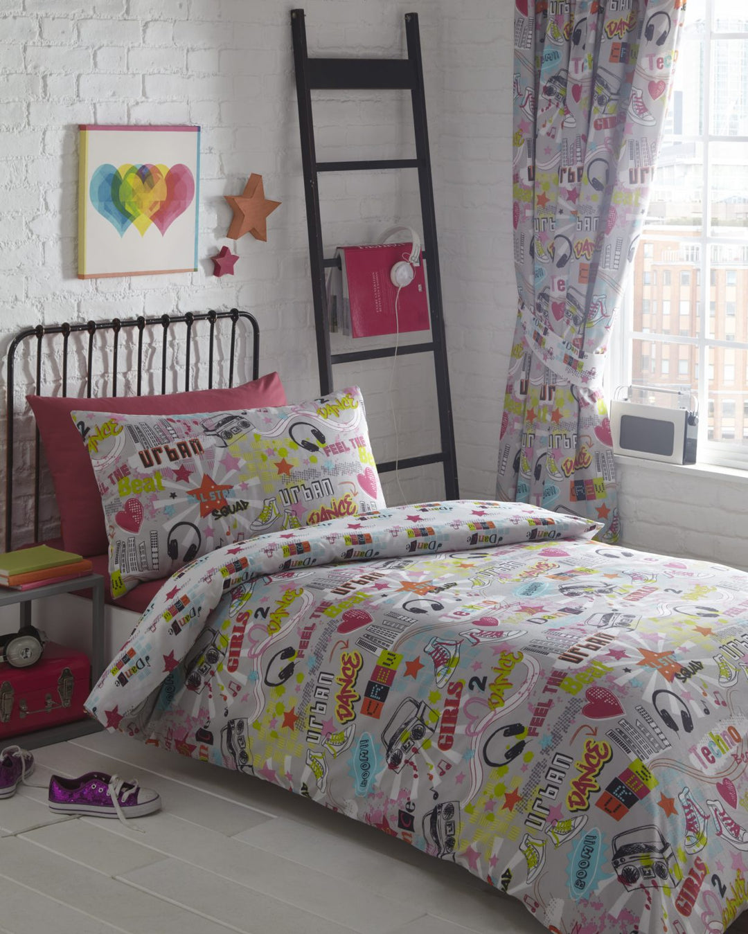 Dance Crew Reversible Duvet Cover Set Double