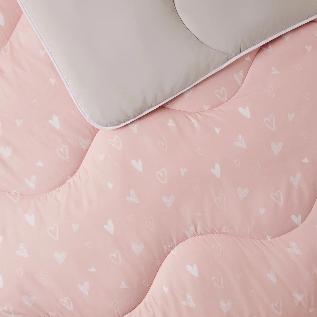 Dreamy Hearts duvet, additional view