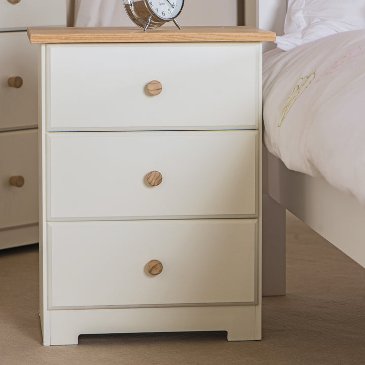 Colorado 3 Drawer Bedside Cabinet  Soft White Oak (DHD) Image 5