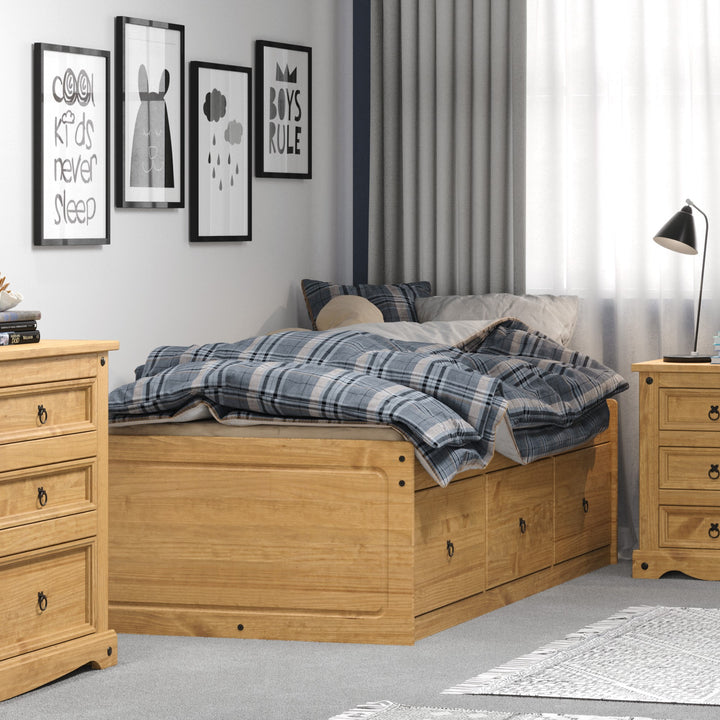 Corona Cabin Bed  Antique Waxed Pine  (DHD) Image 5