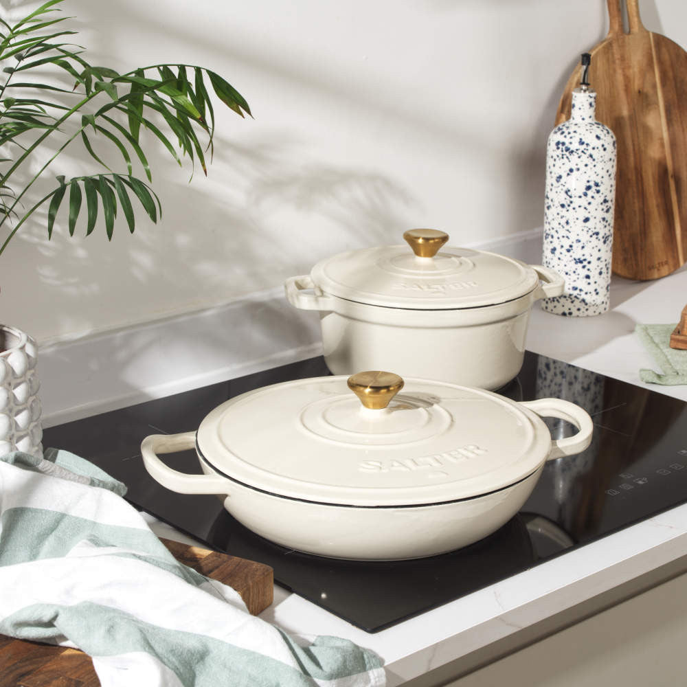 Salter Chester 30cm Shallow Cast Iron Casserole Pot – Cream