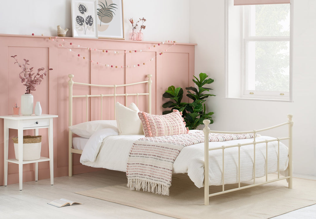 Birlea Emily Bed (Self Assembly) (DHD)