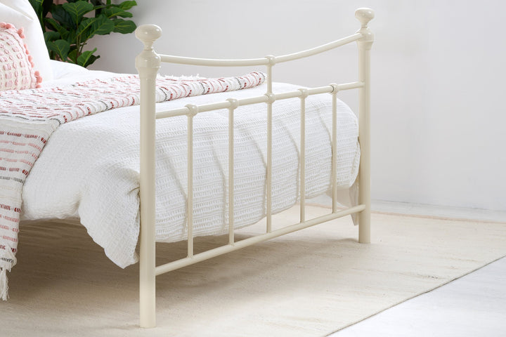 Birlea Emily Bed (Self Assembly) (DHD)