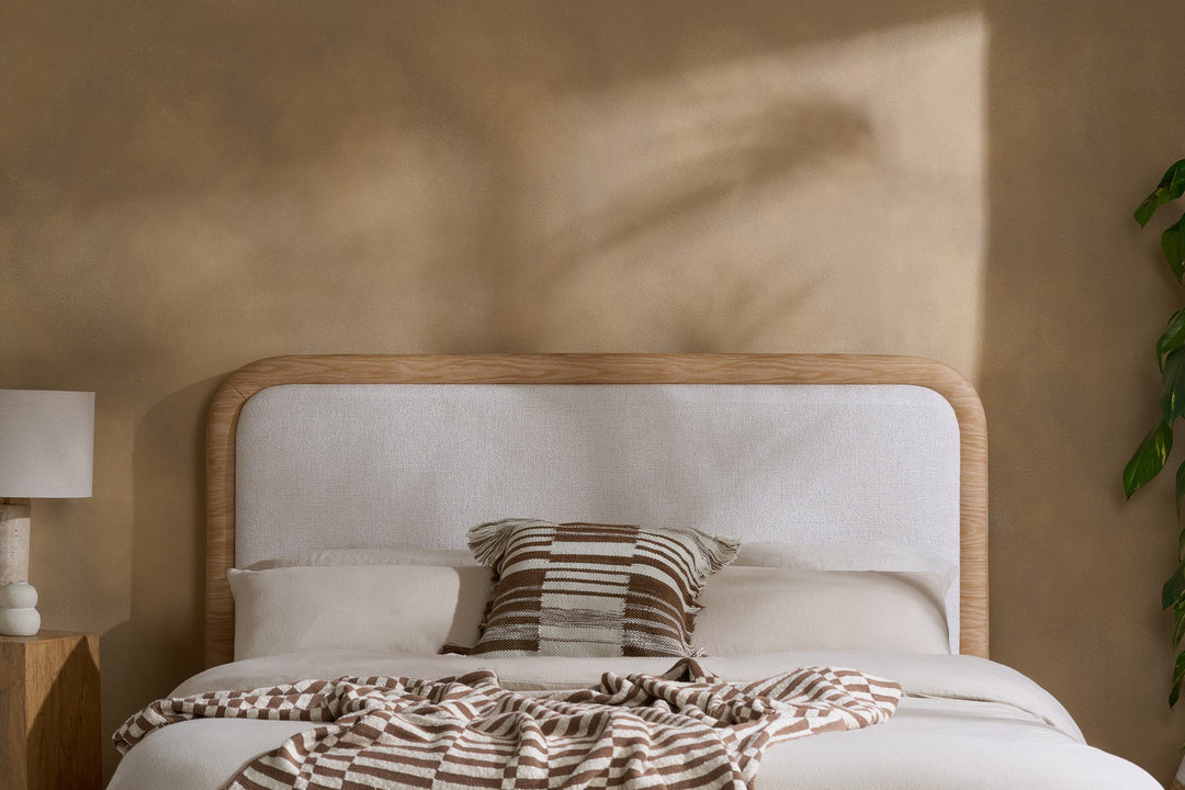 Birlea Girona Bed (Self Assembly) (DHD)