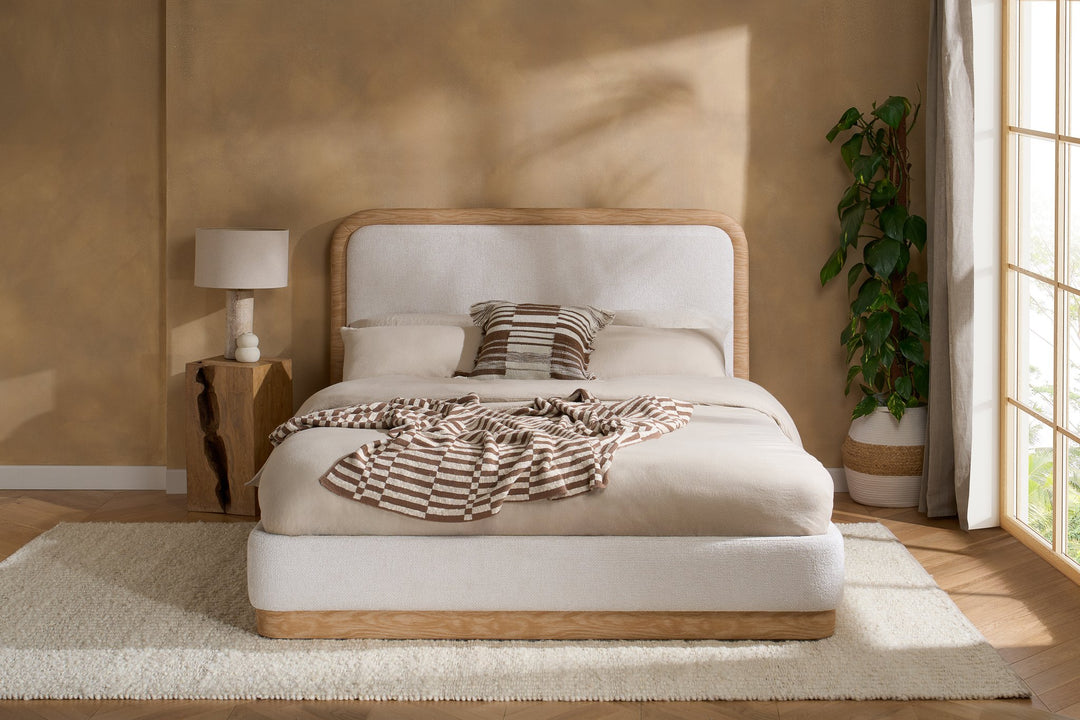 Birlea Girona Bed (Self Assembly) (DHD)