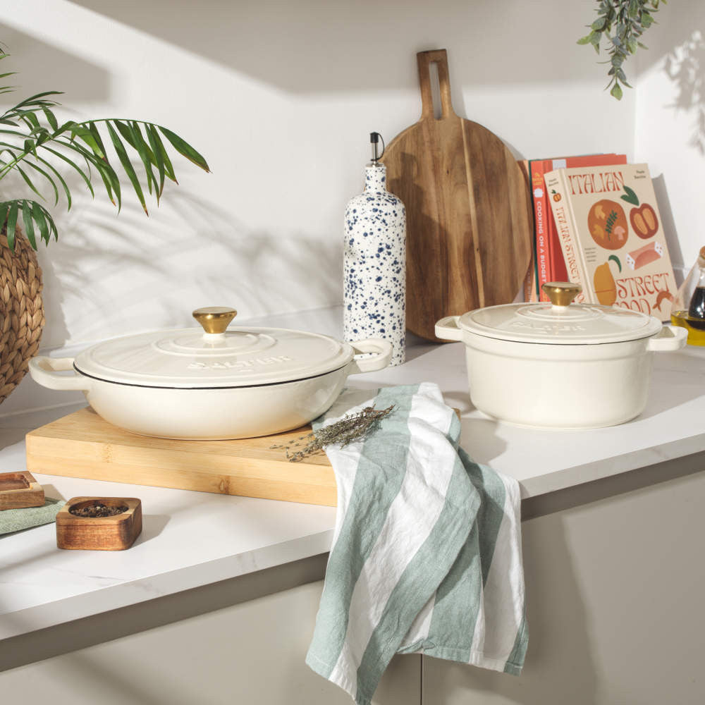 Salter Chester 30cm Shallow Cast Iron Casserole Pot – Cream