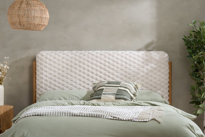 Birlea Hatti Bed (Self Assembly) (DHD)