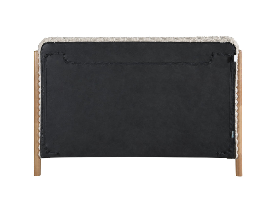 Birlea Hatti Bed (Self Assembly) (DHD)