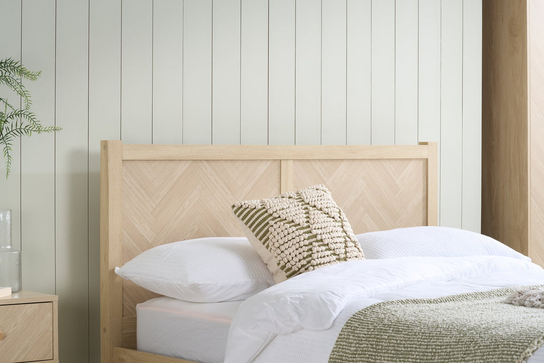 Birlea Herringford Bed (Self Assembly) (DHD)
