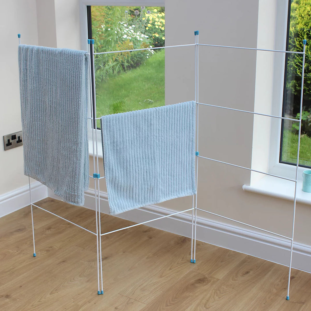 JVL Plastic Caravan Indoor/Outdoor Three Panel Folding Clothes Airer Laundry Dryer, White