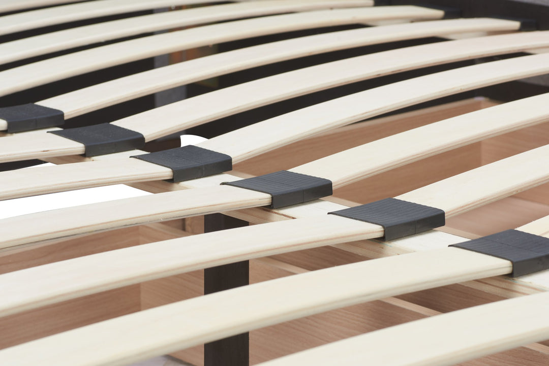 Birlea Lancaster Bed (Self Assembly) (DHD)