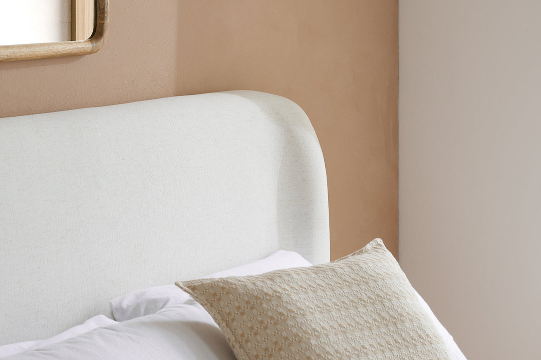 Birlea Lanis Ottoman Bed (Self Assembly) (DHD)