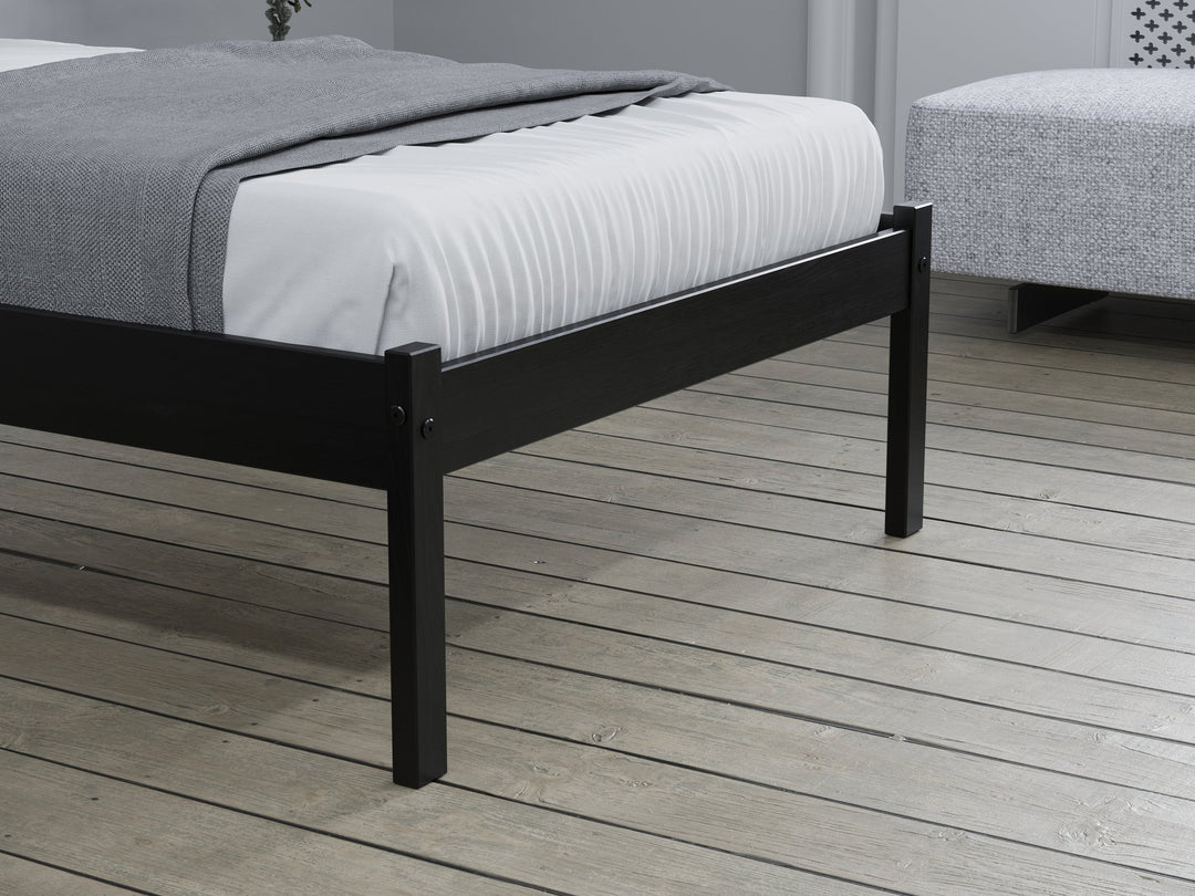 Birlea Luka Bed (Self Assembly) (DHD)