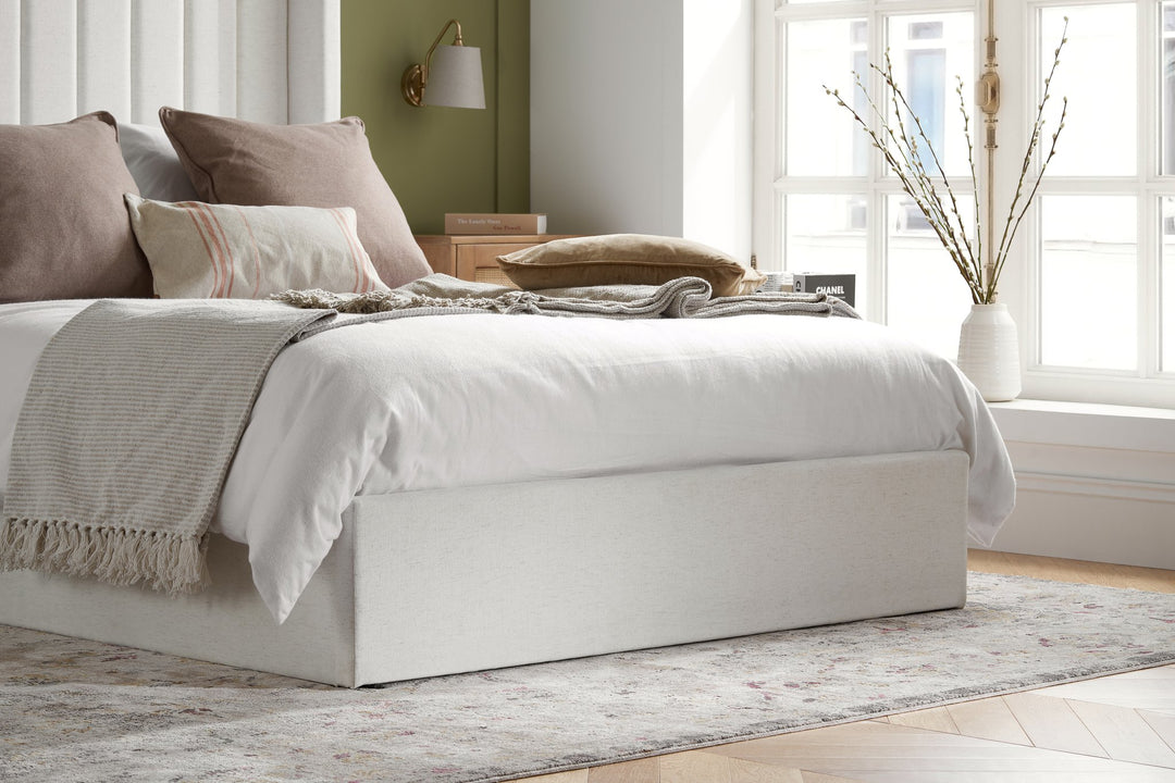 Birlea Maisey Ottoman Bed (Self Assembly) (DHD)