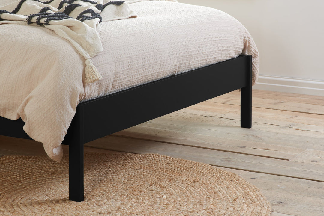 Birlea Margot Rattan Bed (Self Assembly) (DHD)