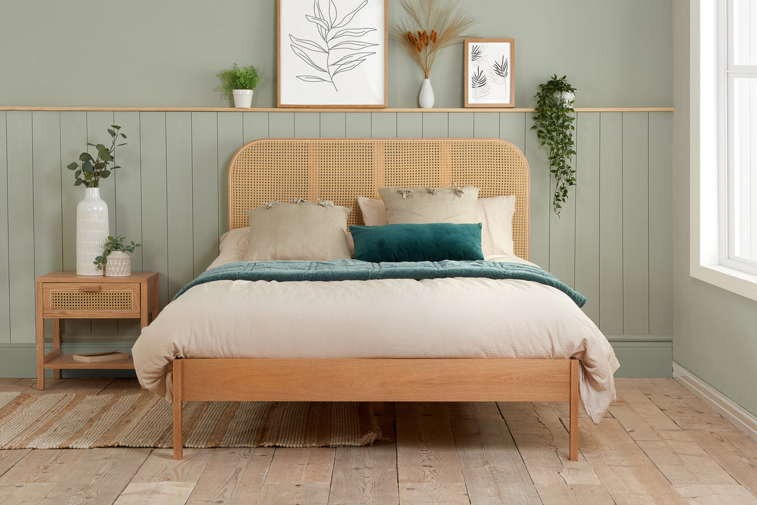 Birlea Margot Rattan Bed (Self Assembly) (DHD)