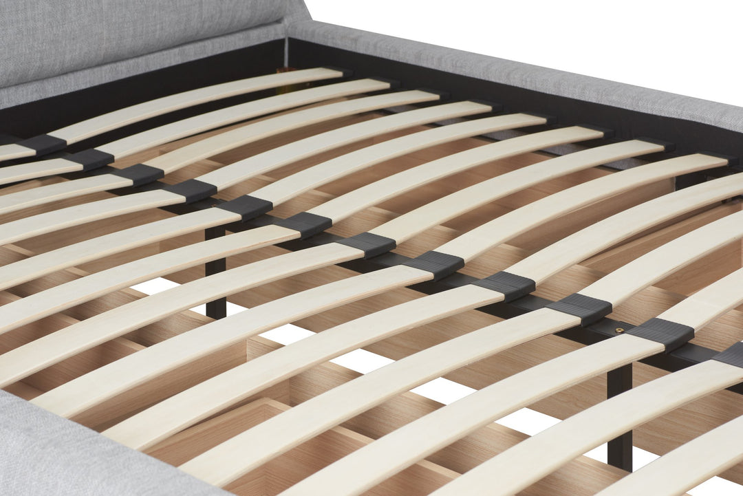Birlea Mayfair Bed (Self Assembly) (DHD)